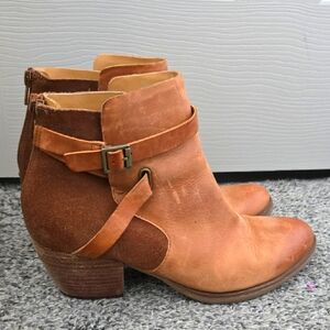 Korks Stylish Brown Ankle Boots Size 8M